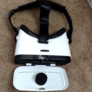 Virtual reality glasses